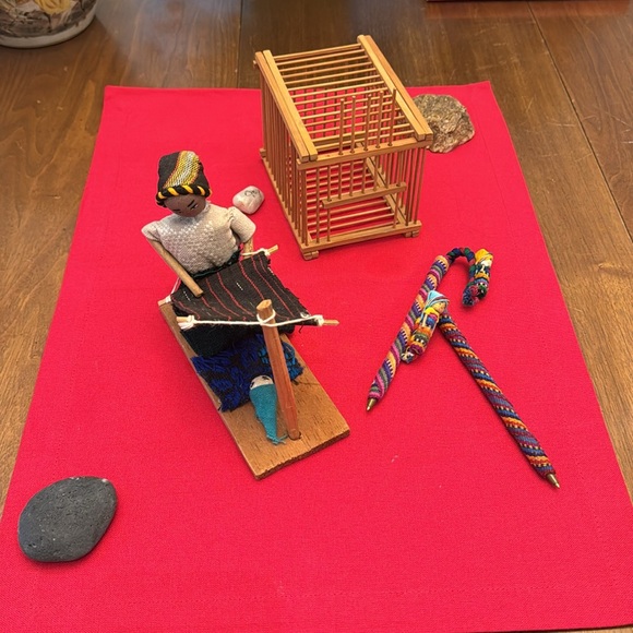 BUNDLE OF DECOR - Picture 3 of 17